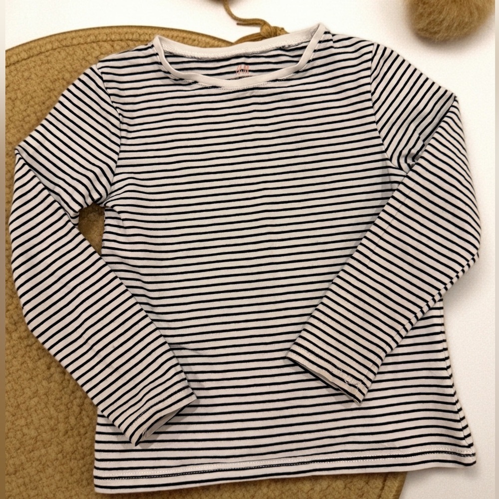H&M White and Navy Blue Striped Long Sleeve Top